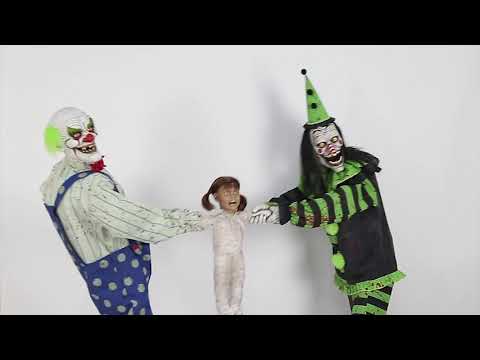MR124653 Clown Tug O War Animated Prop Bk/Green