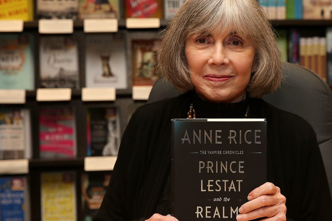 0 FILE Author Anne Rice Dies Aged 80 e1639332964318